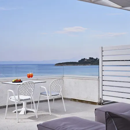 Antigoni Seaside 酒店 4*