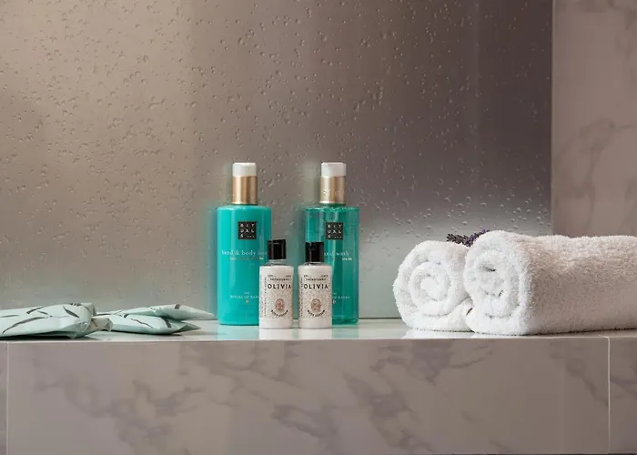 Antigoni Seaside Hotel