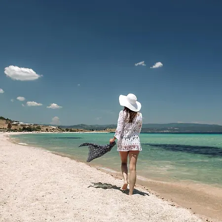 فندق Antigoni Seaside خالكيذيكي