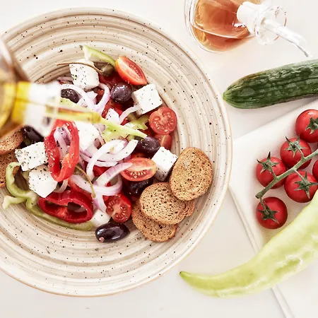 Antigoni Seaside Hotel