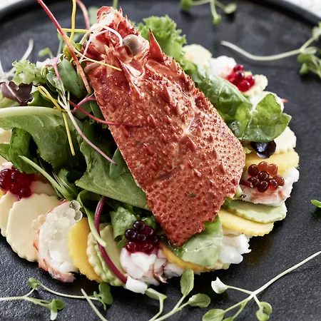 Antigoni Seaside Hotel