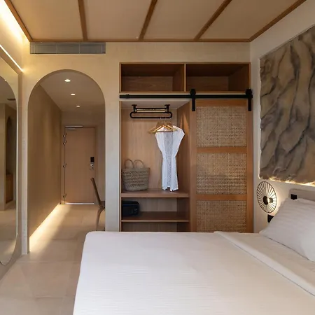 Antigoni Seaside ホテル 4*