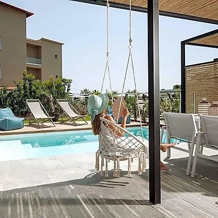 Antigoni Seaside Calcídica