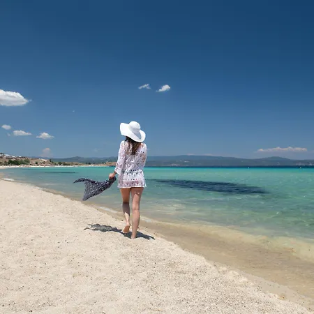 Antigoni Seaside Hotel 4*