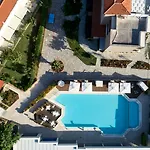 Hotel Antigoni Seaside 4*
