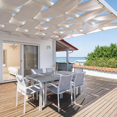 מלון Antigoni Seaside