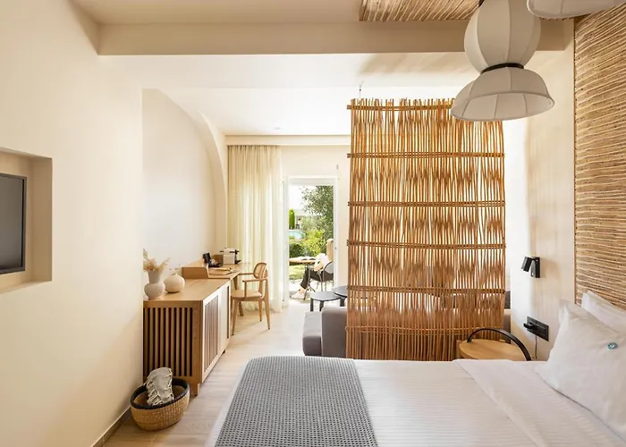 Otel Antigoni Seaside 4*